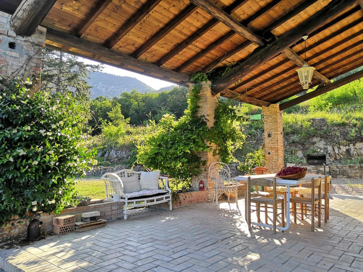 B&B Demetra Solignano Exterior photo